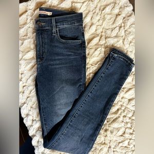 Levi’s 720 High Rise Super Skinny